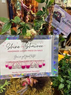 Shine by Shawnee- Pink Handmade Luxury Reusable Press-On Nails NWT 5/$35 1/$10